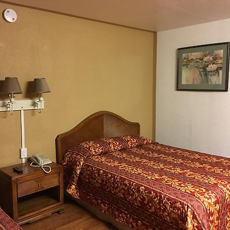 Tri-State Inn Кингман Экстерьер фото